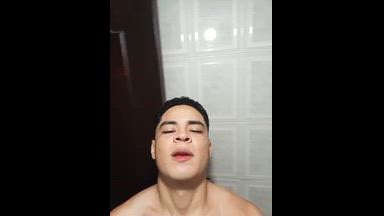 edylucianni live Chaturbate webcam gallery thumbnail
