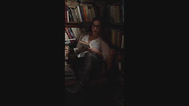 Sensual Confessions of a Secretary Among libros
